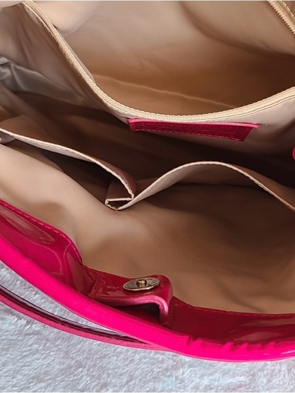 Coach 2011 Poppy Liquid Gloss Slim Tote - Picture 16 of 17
